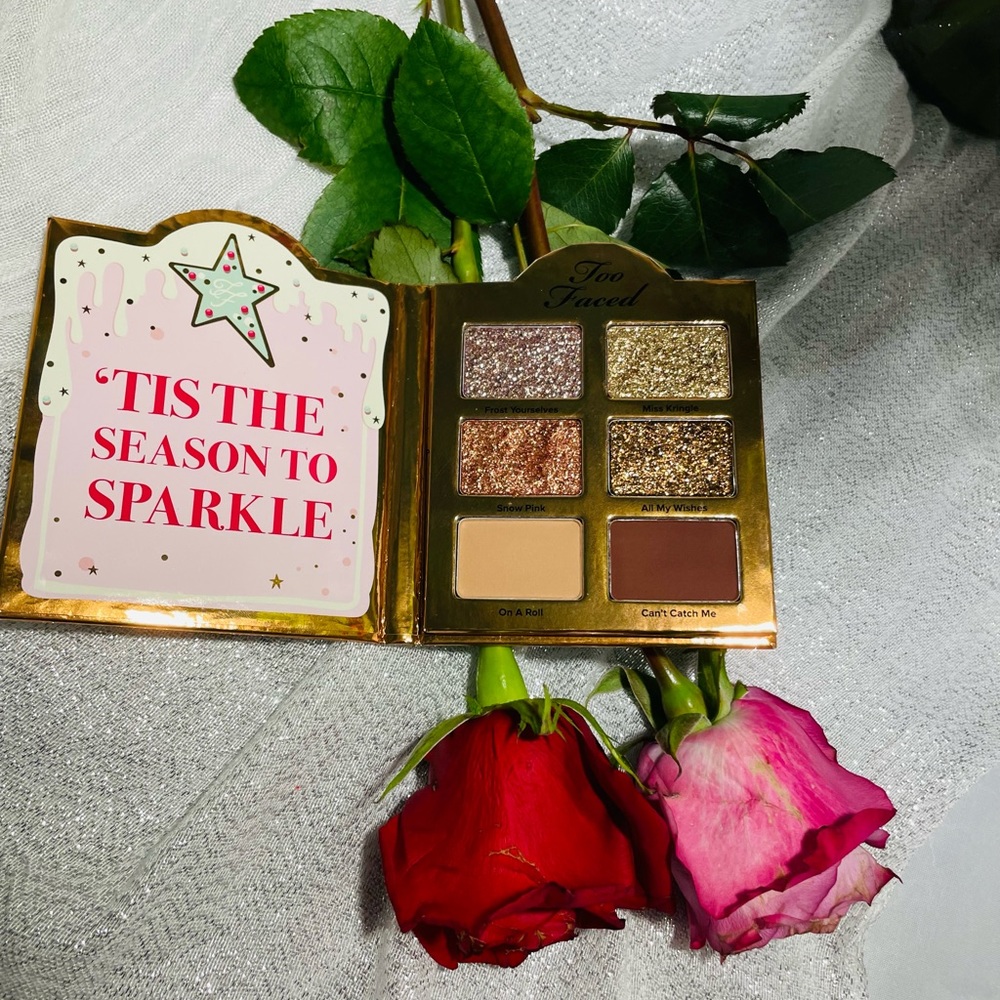 Too Faced Limited Edition Christmas Palette
